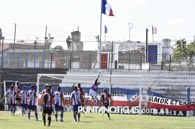 Scalco y Navarro llevaron a Rosario a la final, eliminado a su clásico rival