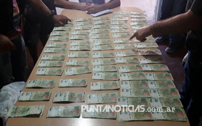 Realizaron allanamiento y encontraron más de 70 mil pesos en un freezer