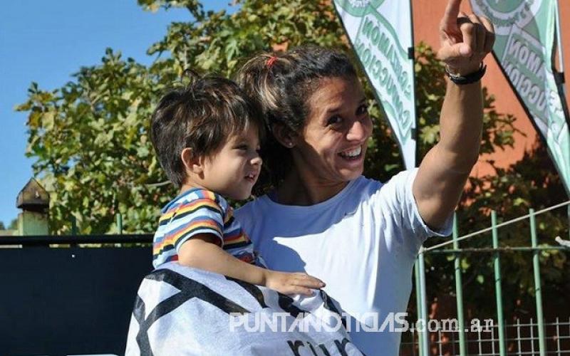 Puntaltense triunfó en la Carrera de la Mujer en Bahía Blanca 