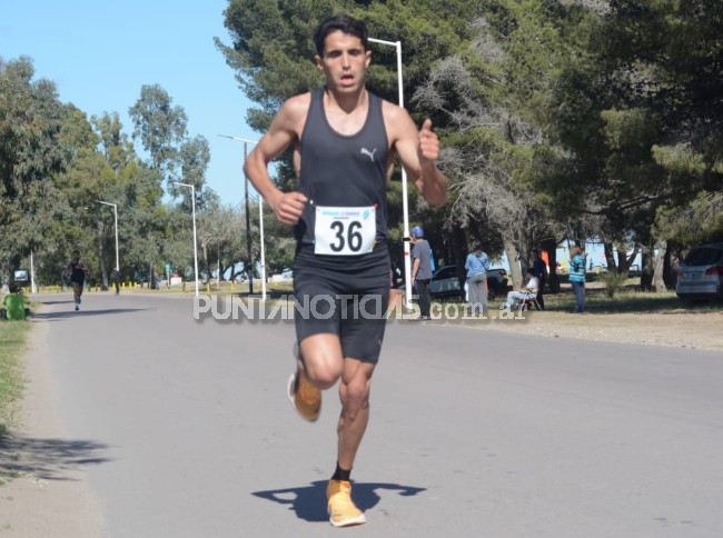 Manuel Córsico y Romina Cecilia ganaron la tercera edición de la Carrera del Puerto