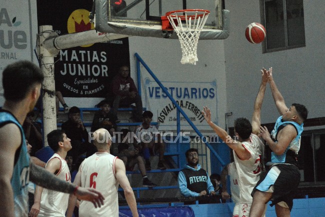 El elenco de Marco Guardiola venció 57 a 55 a La Falda. En tanto, Altense, que ya tenía su lugar asegurado entre los mejores ocho, cayó 83 a 79 ante Argentino. Mientras que, Espora le ganó 94 a 73 a Comercial, pero no le alcanzó. Además, cerrando su participación Los Andes cedió 69 a 57 frente a Barrio Hospital y Pellegrini perdió 88 a 60 contra El Nacional.