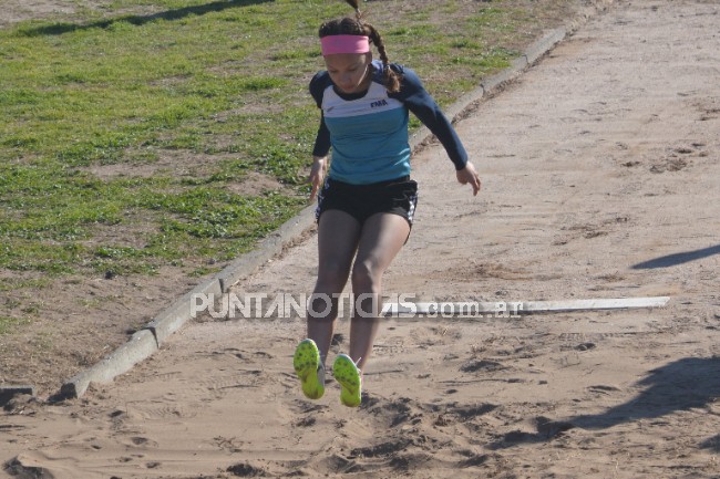 Se desarrolló con éxito el Torneo de Atletismo “126° Aniversario de Punta Alta”