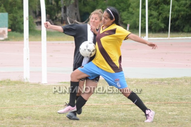 Ya están los finalistas del Clausura de Fútbol Femenino “Matilde Martínez”