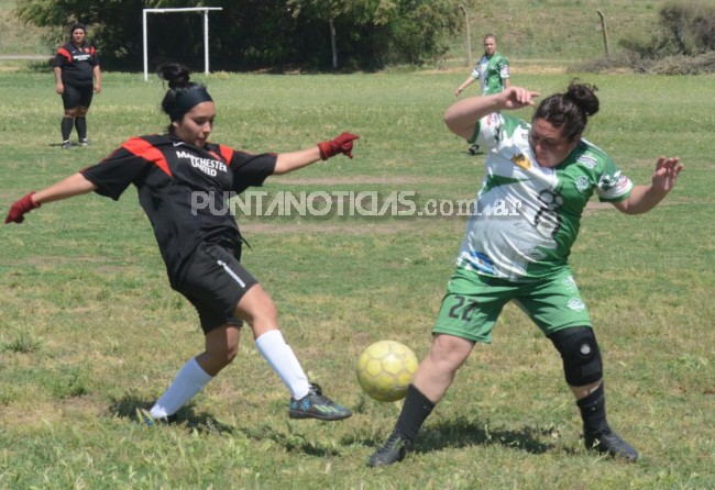 Hubo triunfos de Las de Siempre y Fusión FC. Además, Ramonas empató con Las Leonas y Fusión FC igualó con Las Cachos.