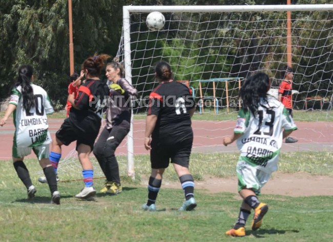 Hubo triunfos de Las de Siempre y Fusión FC. Además, Ramonas empató con Las Leonas y Fusión FC igualó con Las Cachos.