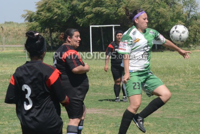 Hubo triunfos de Las de Siempre y Fusión FC. Además, Ramonas empató con Las Leonas y Fusión FC igualó con Las Cachos.