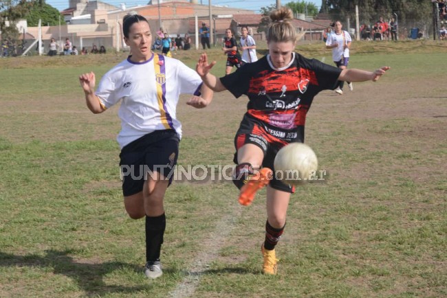 Victoria de Puerto Belgrano en la “A” y derrotas de Sporting y Rosario en la “B”