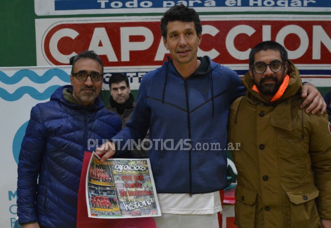 Una fiesta del Básquet, que terminó con la Selección de Punta Alta levantando la “Copa 126° Aniversario”