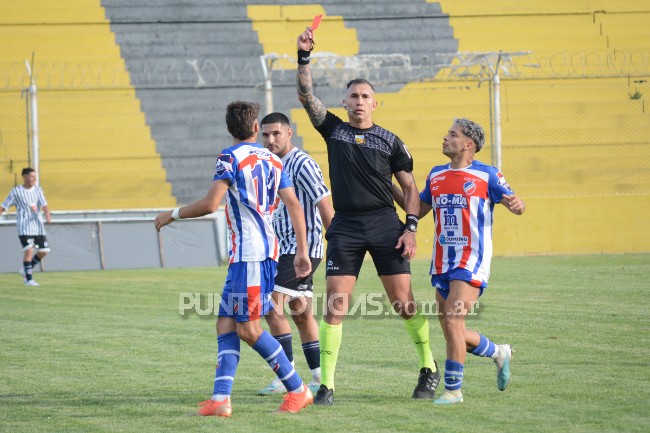 Rosario volvió a sufrir a Sabatini y perdió la gran chance del ascenso directo