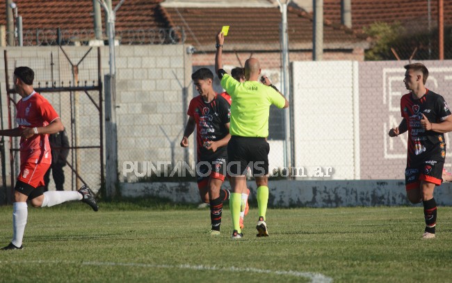 Sporting empató en la ida de los cuartos de final del Torneo Regional Amateur