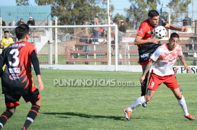 Sporting cayó injustamente, pero los goles además de merecerlos, hay que hacerlos