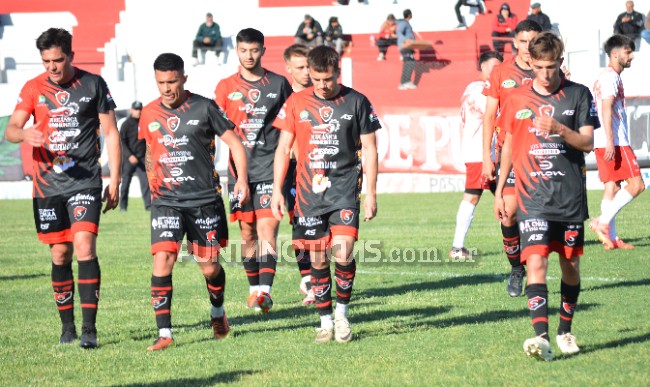 Sporting cayó injustamente, pero los goles además de merecerlos, hay que hacerlos