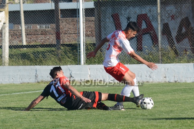 Sporting cayó injustamente, pero los goles además de merecerlos, hay que hacerlos