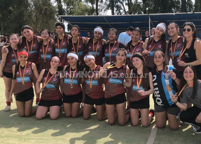 En su primera experiencia, Sporting se subió al podio del Campeonato Regional de Clubes “F” de Hockey Sub 16