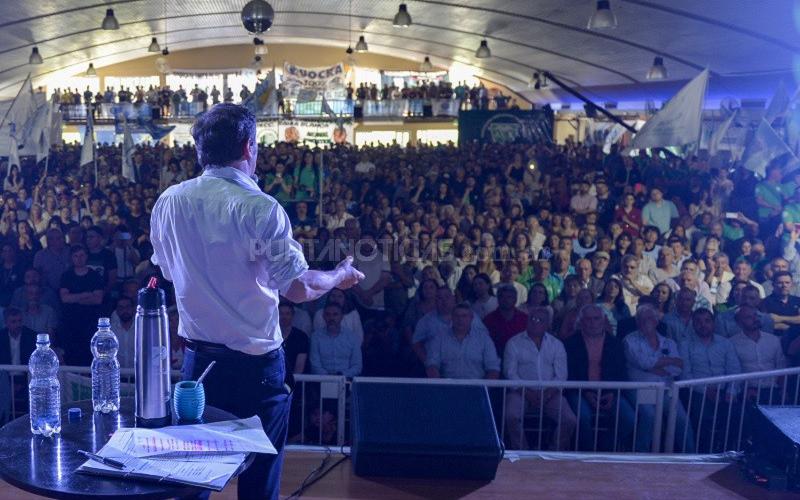 Kicillof en Bahía Blanca: “Militemos hasta el último día para explicar todo lo que está en juego a quienes todavía no están convencidos”