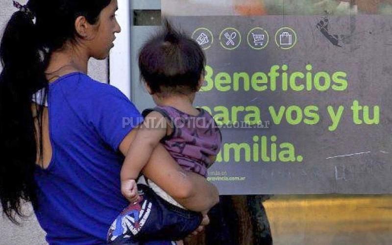 Desde enero aumenta el 100% la Asignación Universal por Hijo y el 50% la Tarjeta Alimentar