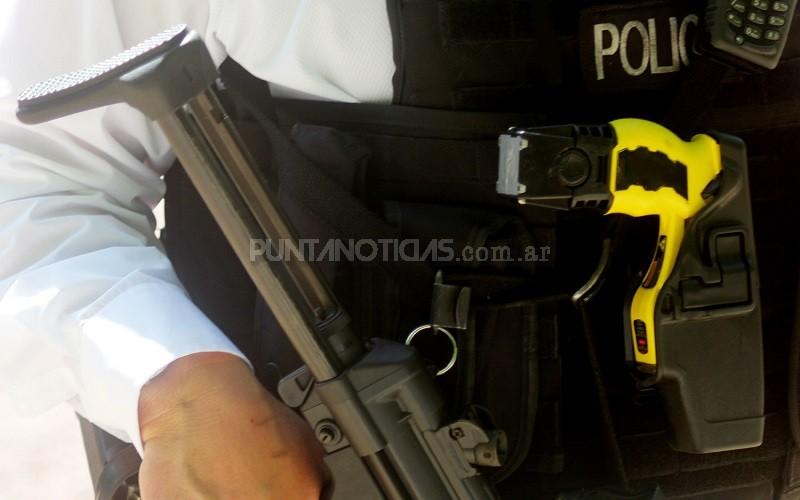 Libertarios y bullrichistas presentaron proyecto para habilitar el uso de pistolas Taser