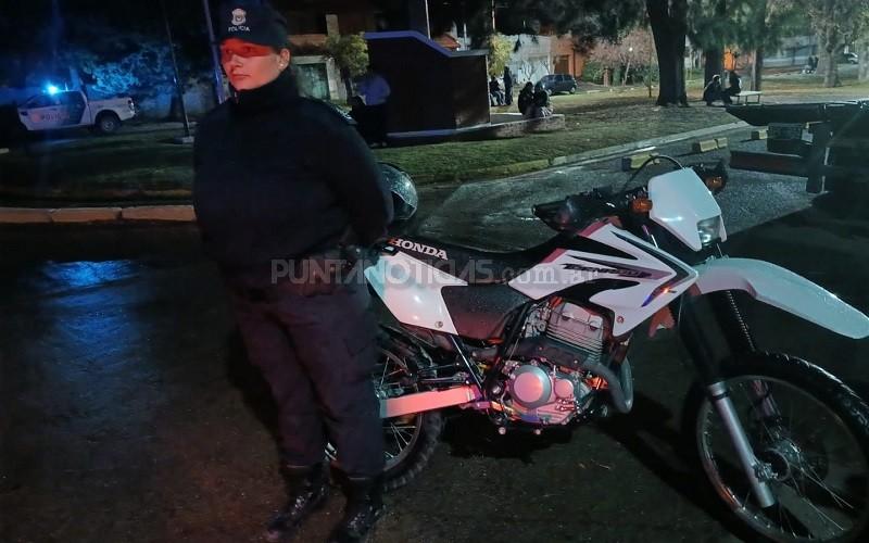 Secuestraron una moto y un auto en “el bule”