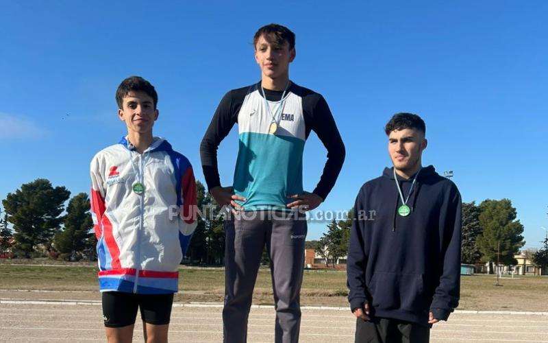 Puntaltenses se subieron al podio en el Torneo de Atletismo “Perla Muñoz-Carlos Arias”