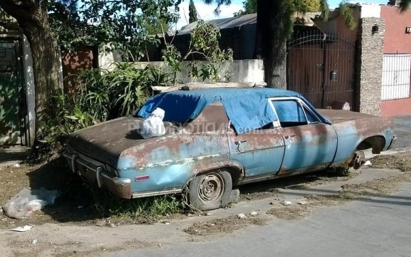 Aprobaron ordenanza para control y sanción por vehículos abandonados en la calle 