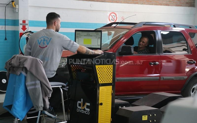 Buenos Aires: la Provincia tiende un alivio al bolsillo con reducciones en la tarifa de la VTV