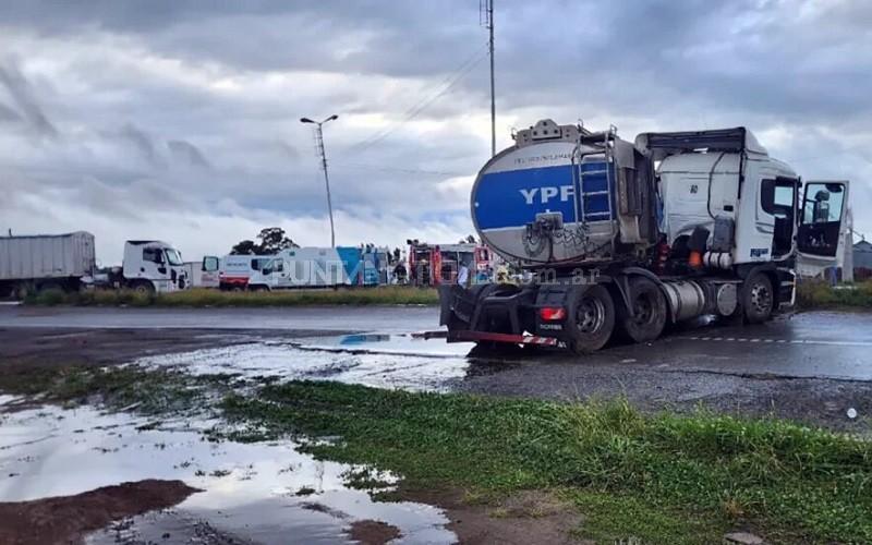 “Se van a chupar la plata”: el audio que habría enviado uno de los policías puntaltenses antes de morir en la ruta en Carmen de Areco