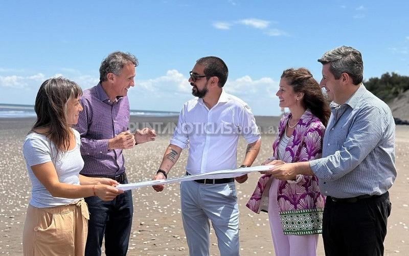 Presentaron un plan para evitar la erosión de la costa de Pehuen Co