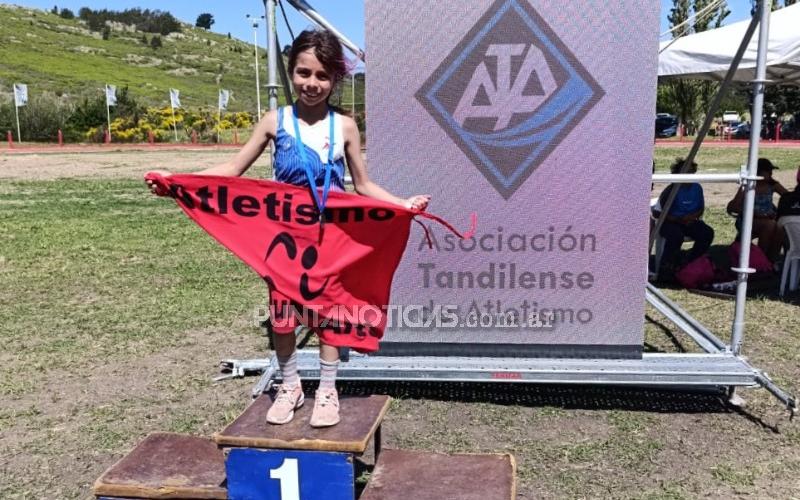 Jana Sequeiros medalla de oro en el Torneo Provincial de Atletismo categoría U-12