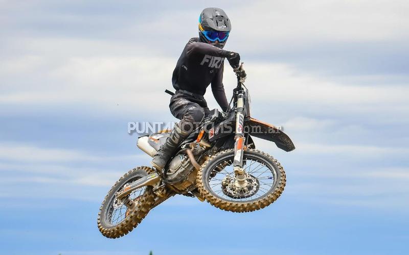 Lucio Olariaga se consagró campeón en el certamen MX y ATV de Punta Verde