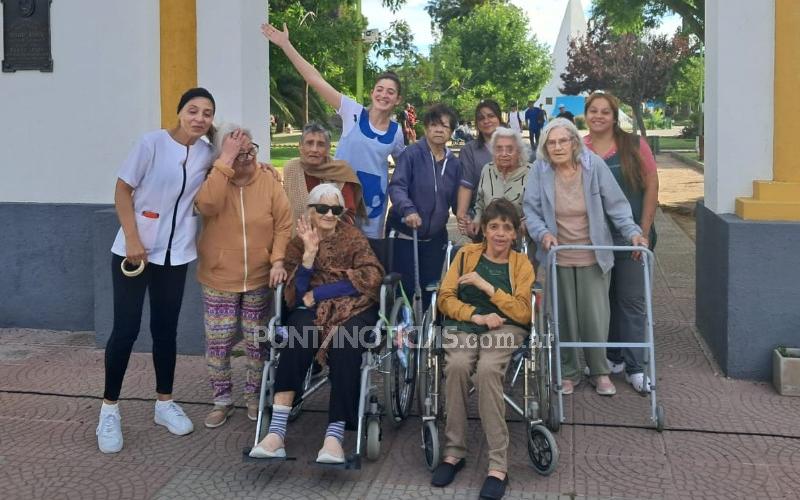 El Hogar Namaste participó de la celebración del “Día de la Educación del Adulto”